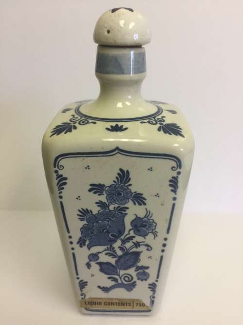 Delft Blue Empty Liquor Bottle Decanter With cork. Windmill Holland