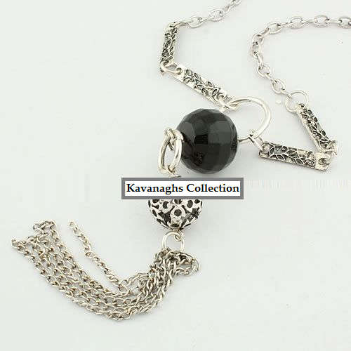 Kavanaghs - Stunning Silvery Tassel Necklace