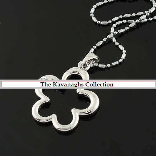 Kavanaghs - Flower Pendant and Necklace