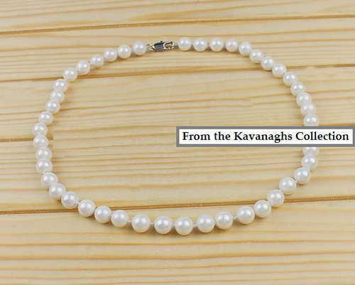 The Kavanaghs Collection - Lovely South Sea Shell Pearl Necklace