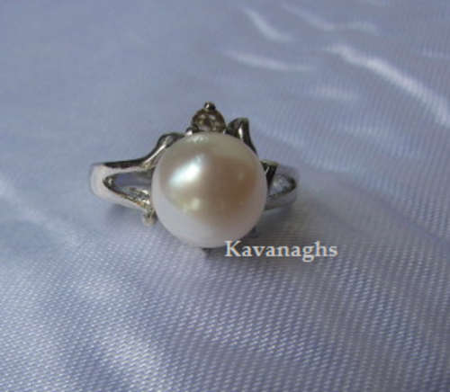 The Kavanaghs Collection - 9mm White Freshwater Pearl Ring