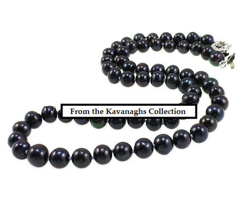 The Kavanaghs Collection - Lovely Black Freshwater Pearl Necklace