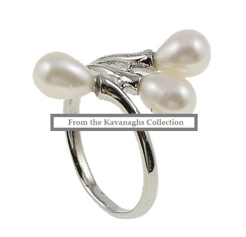 The Kavanaghs Collection - 8mm Tripple White Freshwater Pearl Ring