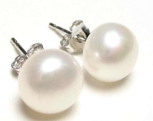 Lovely White Cultured Freshwater Pearl Earrings