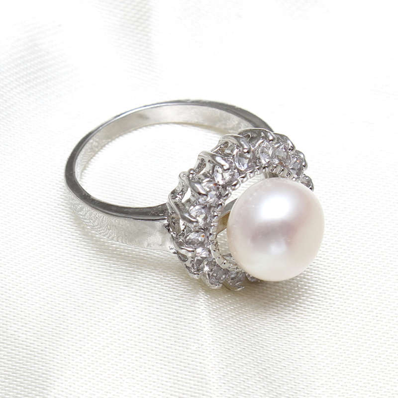 KAVANAGHS 11000 positive ratings - Magnificent 10mm Genuine Cultured Pearl Ring