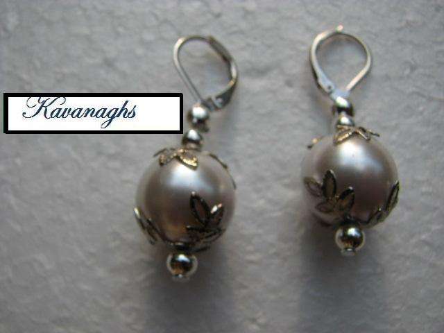 Classic 13mm Shell Pearl Dangling Earrings