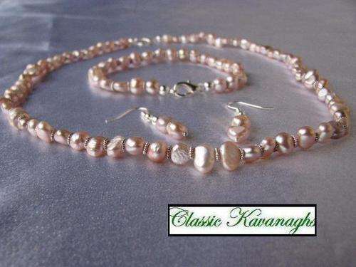 Exquisite Lavender Fresh Water Pearl Necklace, Bracelet and Earring Set