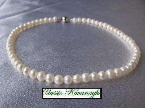 From the Kavanaghs Collection - Exquisite White Freshwater Pearl Necklace