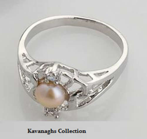 The Kavanaghs Collection - Cultured Pink Freshwater Pearll Ring