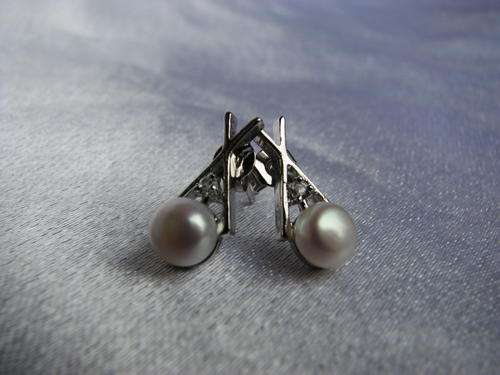 The Kavanaghs Collection - AAA White Cultured Pearl Earrings