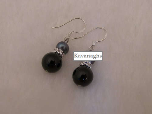 The Kavanaghs Collection - Cultured pearl and Onyx Earrings