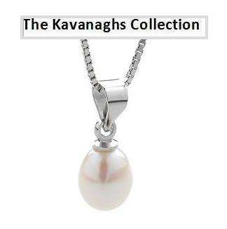 From the Kavanaghs Collection - Cultured Freshwater Pearl Pendant
