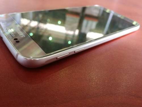 (Late Entry)  Samsung Galaxy S6 Gold 32gig **FREE SHIPPING**
