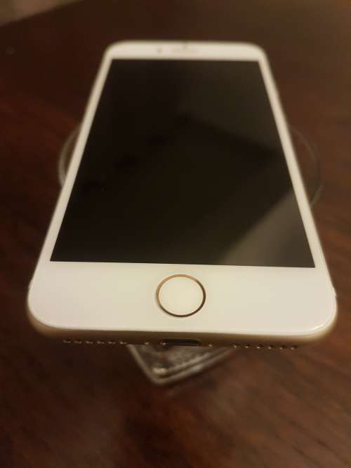 Apple Iphone 7 "Mint Condition"