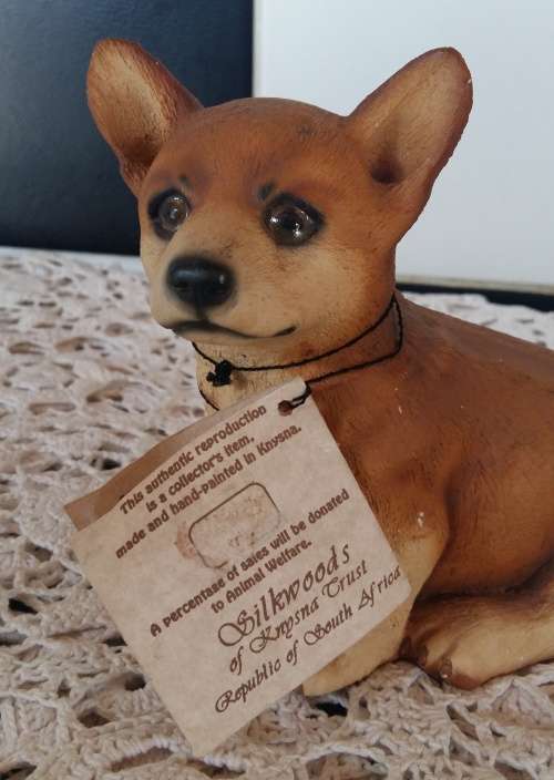 A Limited Edition Silkwoods Puppy Collection numbered CG 5 94/5000 by Sculptor John Blignaut.