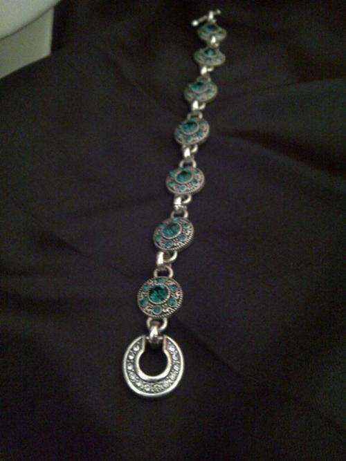 EMERALD Green pendant Necklace - high quality - Stunning & unique!