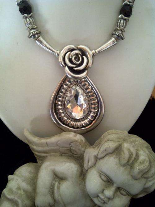 "oH WoW" this rose encrusted pendant necklace is so Beautiful. "NICKEL FREE"