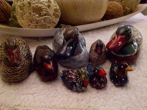 LATE ENTRY - Rare find - A complete set of  8 FAMILY DUCKS!