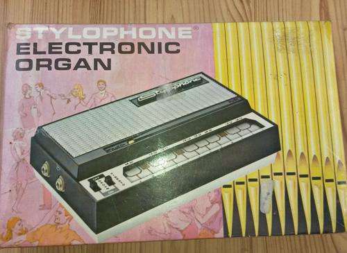A Vintage Stylophone Electronic organ-. Working-  Made in America in original box.See photos.