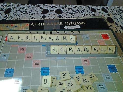 A Vintage Afrikaans uitgawe Scrabble board game.... "made in England"-  see description