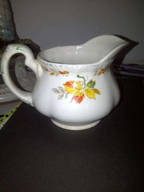 Craaaazy R1 Auction - Grindley milk/cream pitcher/jug