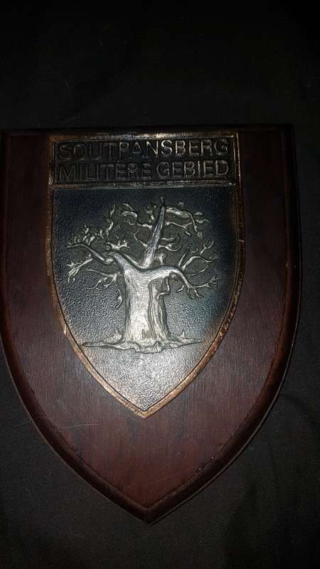 Millitary plaque