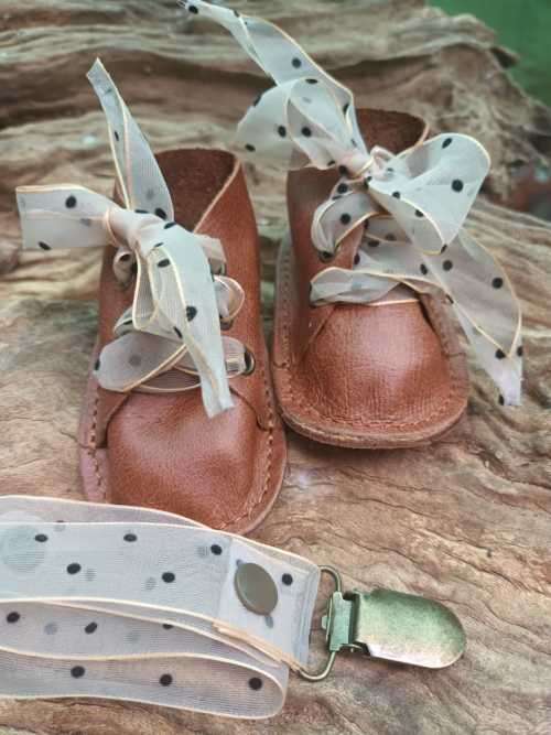 Leather new born baby shoes