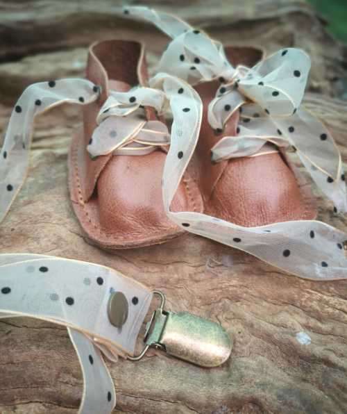 Leather new born baby shoes