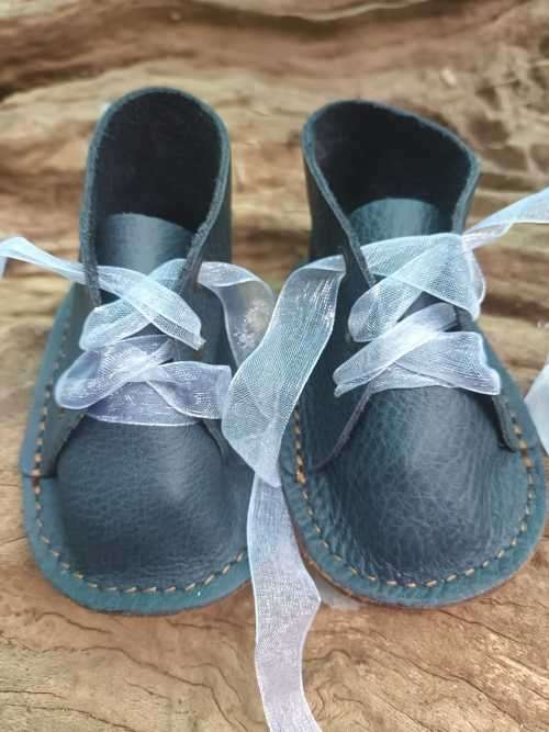 Leather new born baby shoes