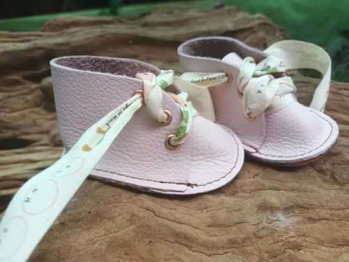 Leather new born baby shoes
