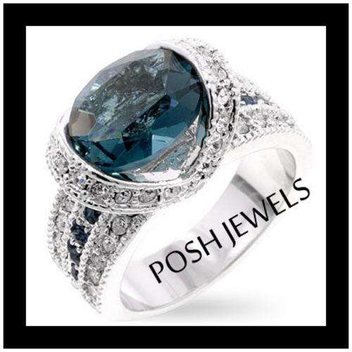 ***GLAMOROUS PRINCESS KEYLANI OVALINE SEA BLUE SIMULATED DIAMOND RING***SIZE 6