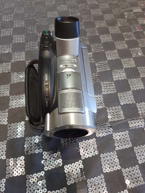 Sony handycam hdr-ux5e