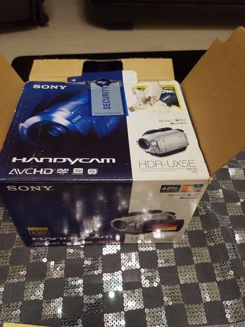 Sony handycam hdr-ux5e