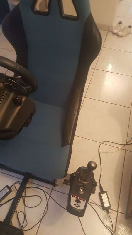 Gaming seat G25