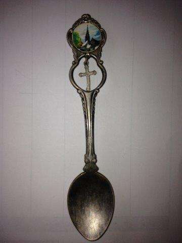 Vintage Treasure Teaspoon Hunt - 600 Spoons