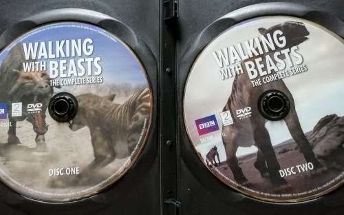 BBC SERIES WALKING WITH ... Dinosaurs, Beasts, Cavemen, Monsters. 6 DVDs