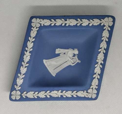 VINTAGE WEDGWOOD JASPERWARE TRINKET PIN DISH