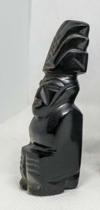 SMALL CARVED AZTEC FIGURINE OBSIDIAN BLACK TIGER EYE VINTAGE