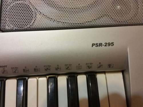 Yamaha Keyboard