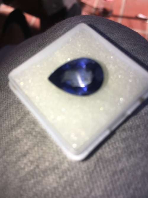Huge 895ct Vivid Pear Tanzanite