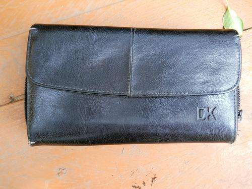 Large Vintage DK black leather wallet/purse with lots of compartments
