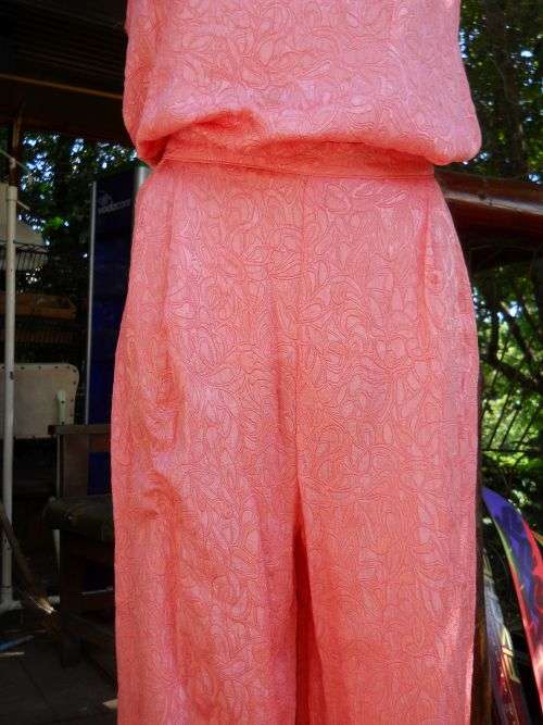 1980s Vintage Three Piece Suit Marlene Dietrich Style in Pink Satin Size 12