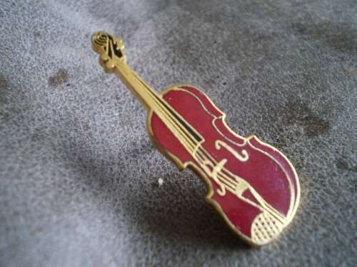Vintage Violin Metal Lapel Pin