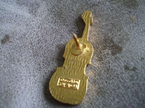 Vintage Violin Metal Lapel Pin