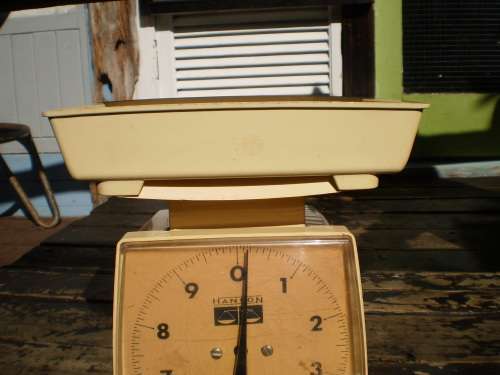 1950s Hansen Kitchen Scale