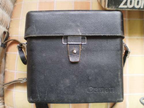 Vintage Canon Reflex Zoom 8-3 8mm Camera with Case & Original Box and Manual excellent condition