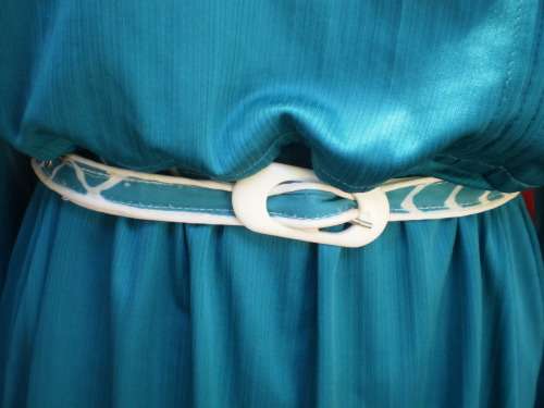 Original 1970's Vintage Emerald Long Sleeves And Collar Day Dress With Belt Size 12
