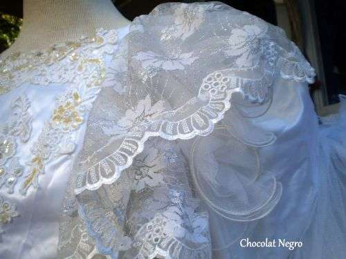 Stunning Vintage Original 1980s Satin And Lace Wedding Dress Train And Veil size 10