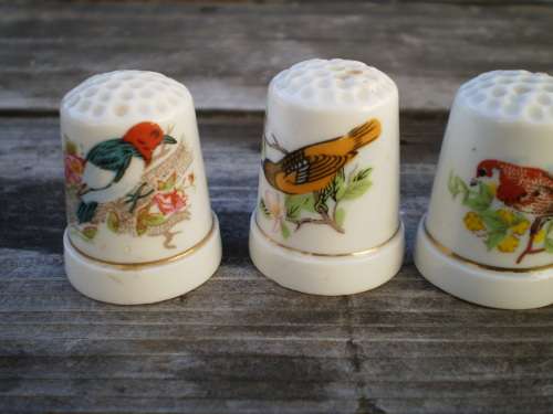 Set Of Five Collectable Porcelain Thimbles With Bird Motifs