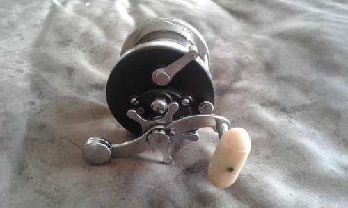 Vintage Penn Surfmaster Fishing Reel No.100